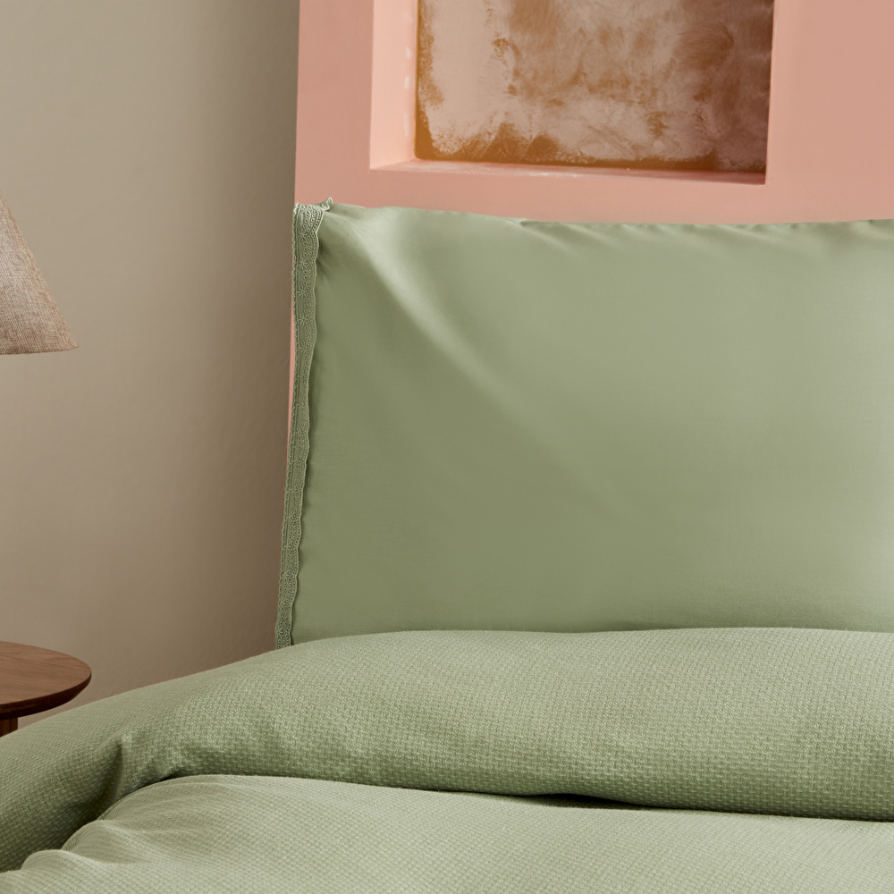 Karaca Home Alia % 100 Pamuk Fistolu Çift Kişilik Pike Takımı Adaçayı görseli 3