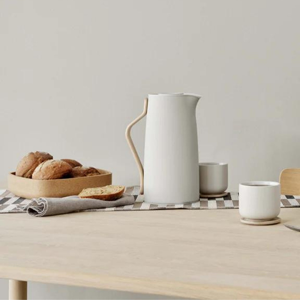 Stelton Emma Vakumlu Karaf Termos 1,2 L Bej görseli 2