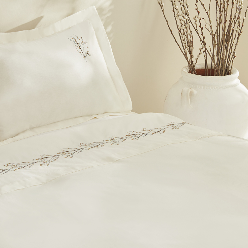 Karaca Home Dorado Çift Kişilik Nakışlı Nevresim Takımı Hardal görseli 3
