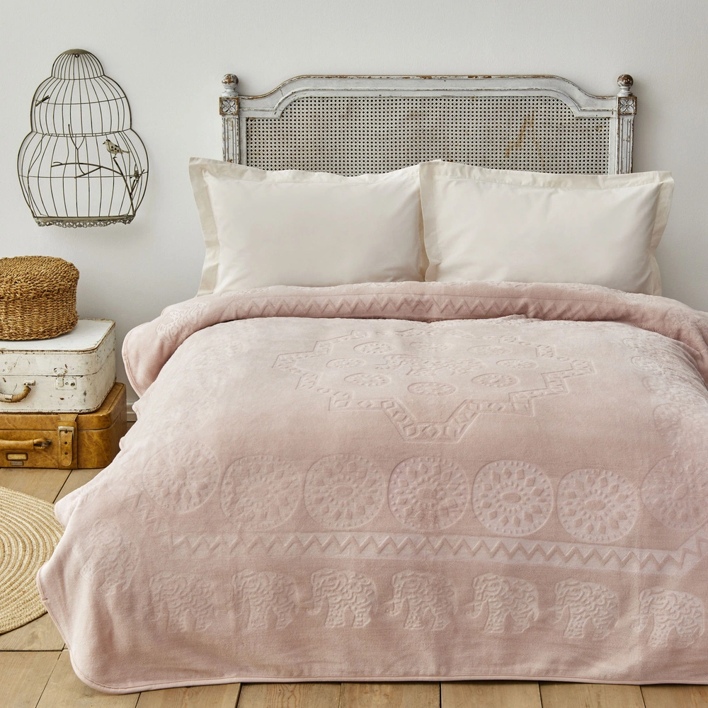Karaca Home Elephant Pudra Çift Kişilik Soft Embosy Battaniye görseli 1