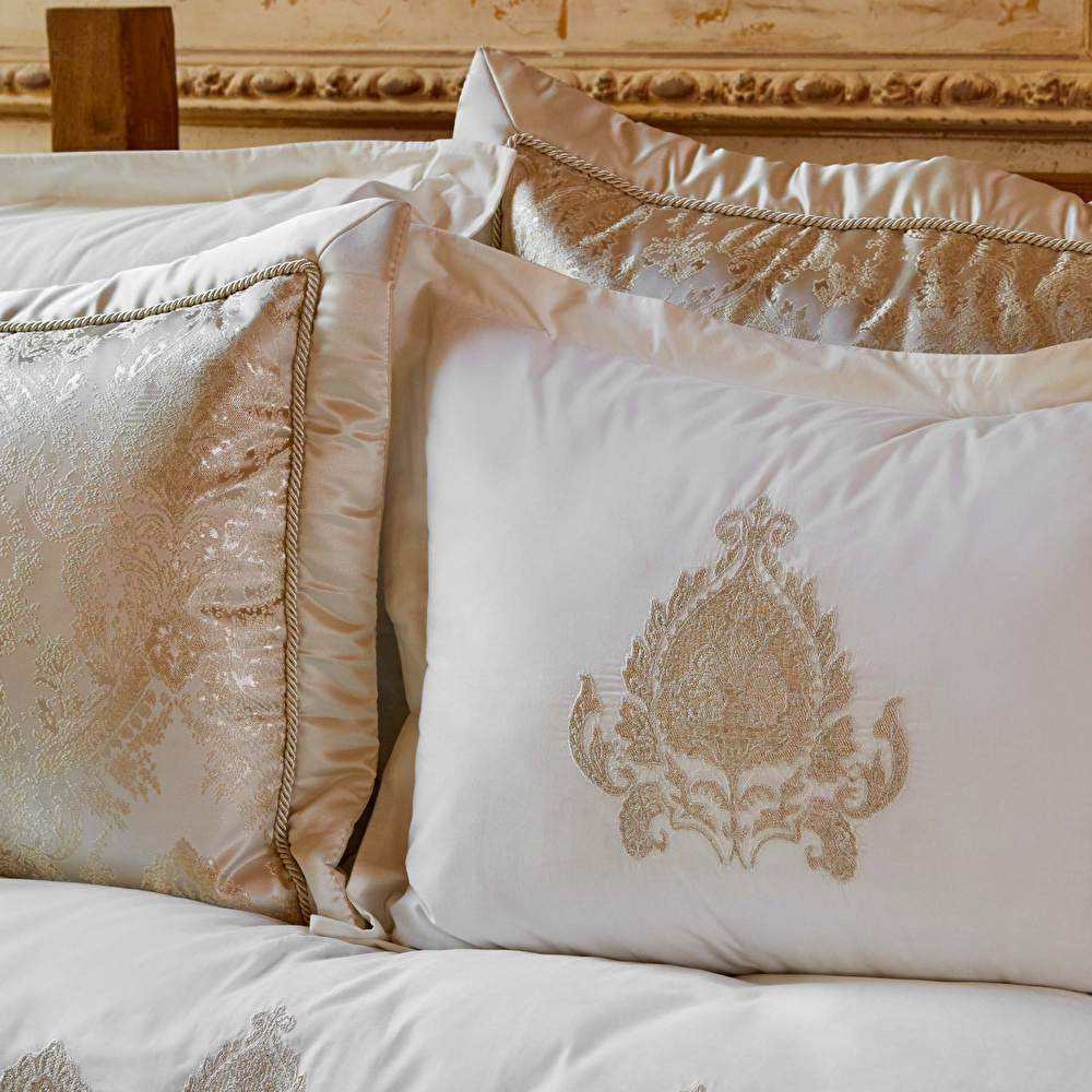 Karaca Home İlona Gold Çift Kişilik Yatak Örtüsü Seti görseli 2