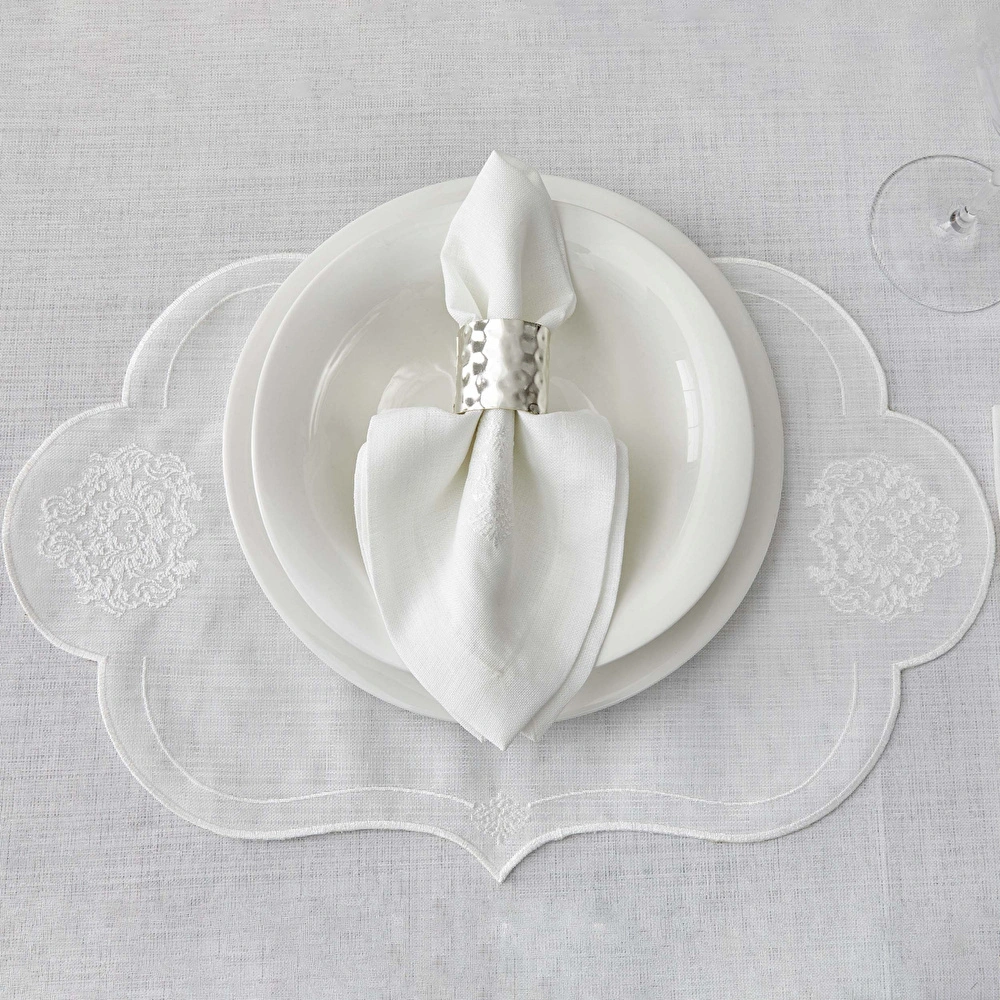 Karaca Home Novelty 38 Parça Masa Örtüsü Seti görseli 5
