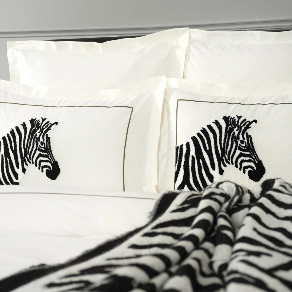 Karaca Home Stripes Siyah Çift Kişilik Nakışlı Nevresim Takımı görseli 4