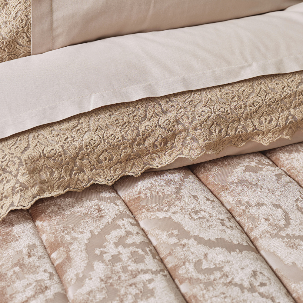 Karaca Home Alba İkat Gold 8 Parça Çeyiz Seti görseli 2