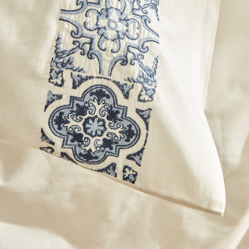 Karaca Home Mosaic %100 Pamuk Çift Kişilik Nakışlı Nevresim Takımı Beyaz görseli 4