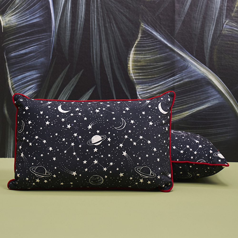 Karaca Home x 2Wins Love and Dream Space Baskılı Kırlent görseli 4