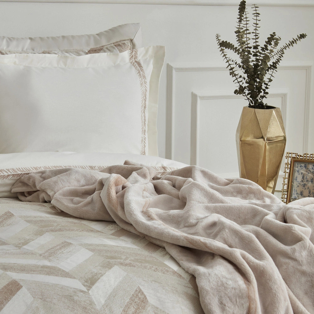 Karaca Home Celeste 8 Parça Çeyiz Seti Gold görseli 2