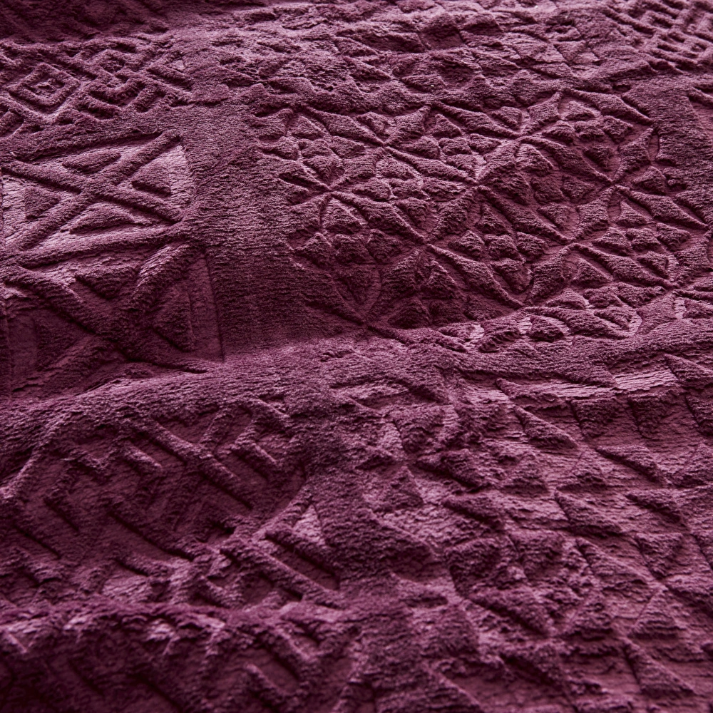 Karaca Home Blair Çift Kişilik Embos Battaniye Mürdüm 200x220 cm görseli 5