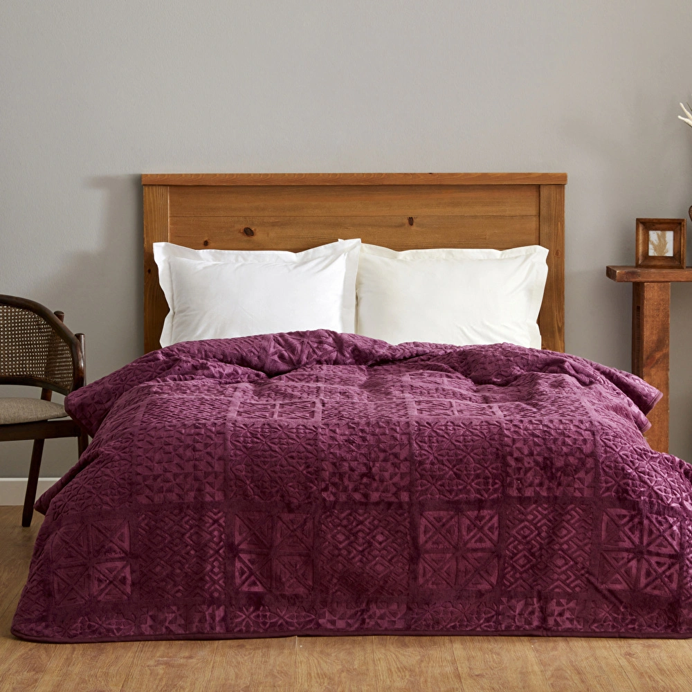 Karaca Home Blair Çift Kişilik Embos Battaniye Mürdüm 200x220 cm görseli 1