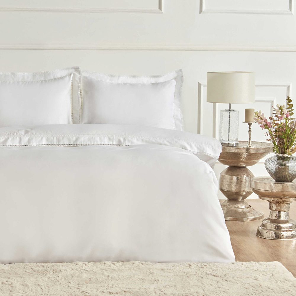 Karaca Home Begonia Çift Kişilik  Percale Nevresim Takımı Dantelli Beyaz görseli 3