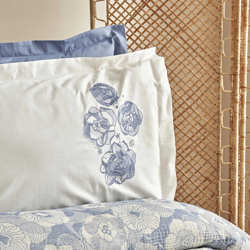 Karaca Home Misty Nakışlı Müslin Çift Kişilik Pike Yatak Örtüsü Seti Mavi görseli 4