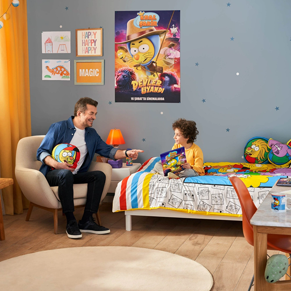 Karaca Home X Kral Şakir Canan Şekilli Kırlent görseli 3