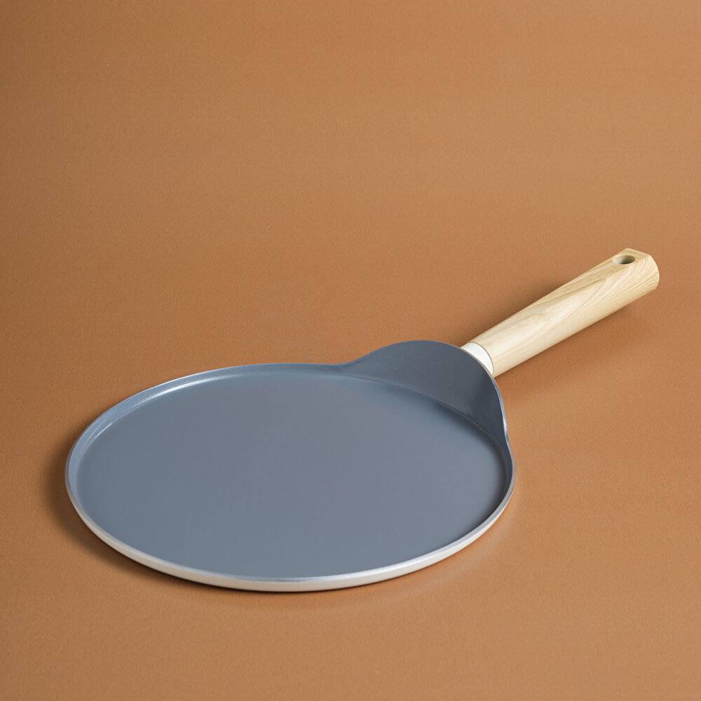 Karaca x Refika Swiss Crystal Creamy Wood Krep Tava 26 cm