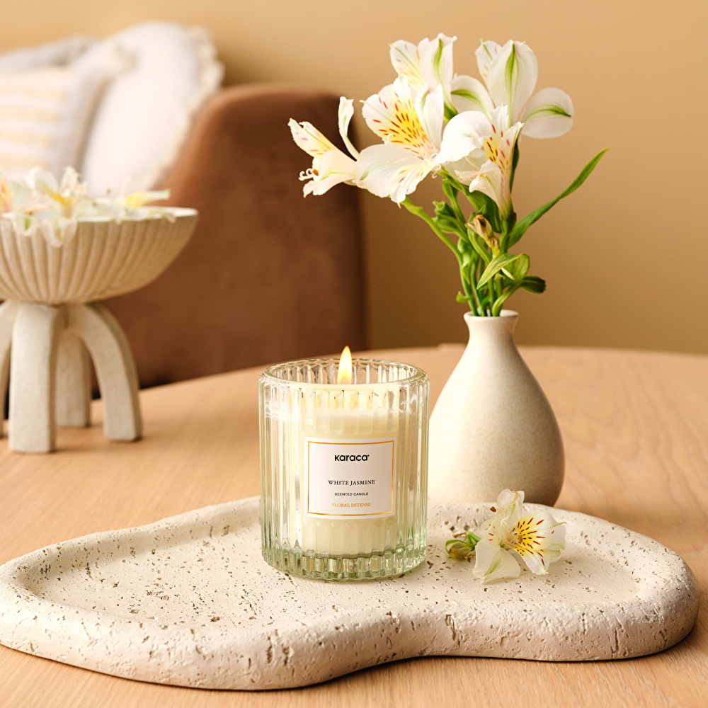 Karaca Home Floral Intense Kokulu Mum White Jasmine 170 g görseli 1