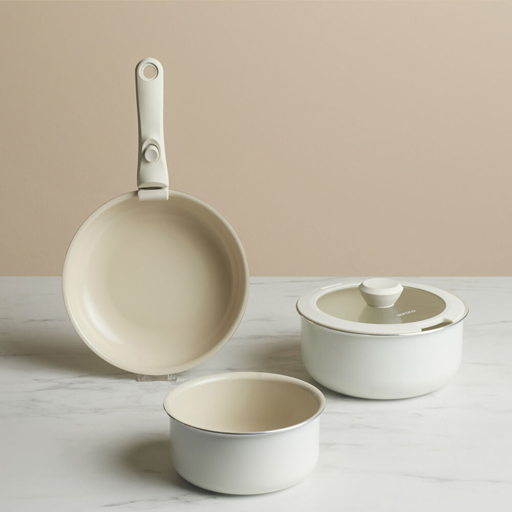 Karaca x Refika Swiss Crystal Almond Cream Easy Clip 5 Parça Tencere ve Tava Seti