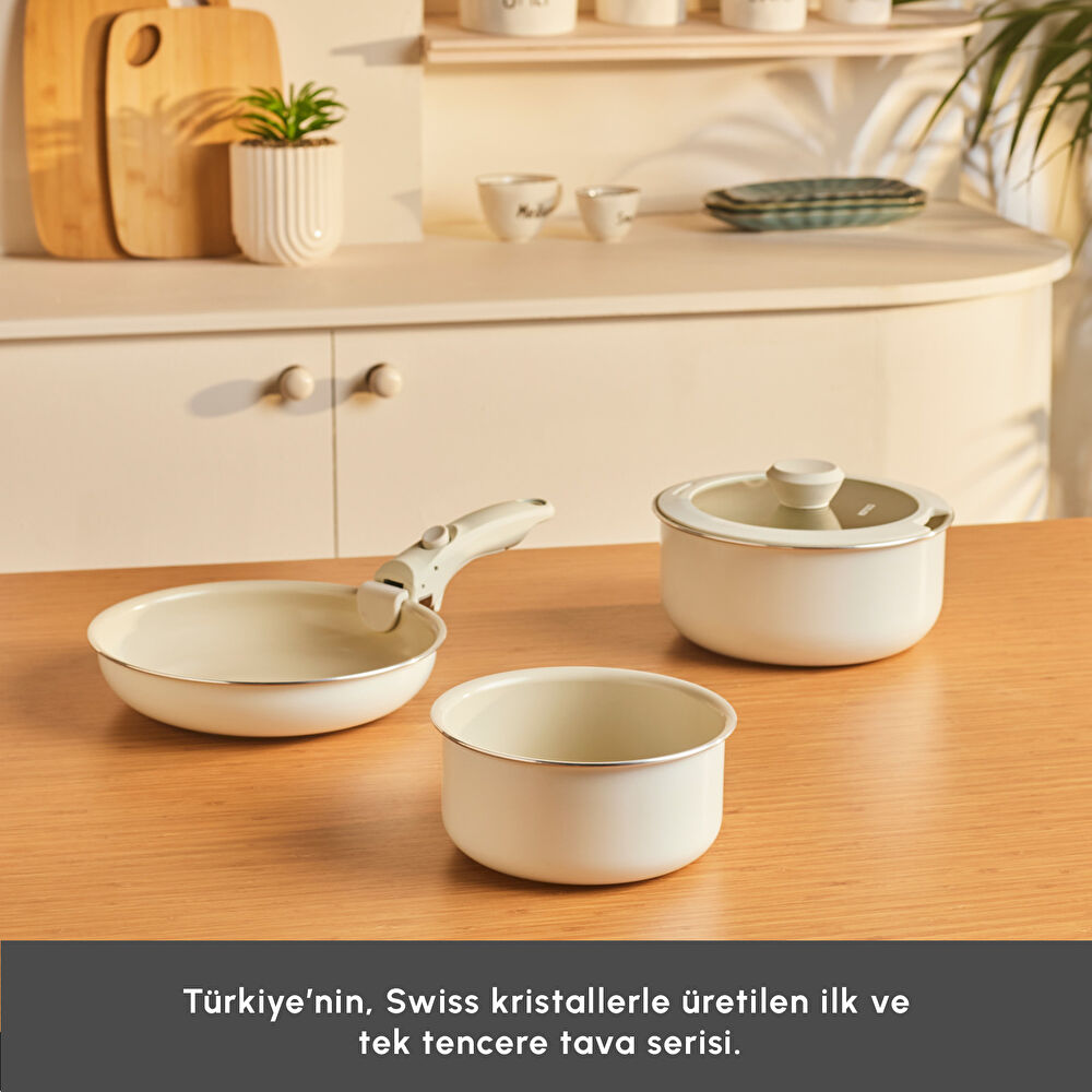 Karaca x Refika Swiss Crystal Almond Cream Easy Clip 5 Parça Tencere ve Tava Seti thumbnail 5