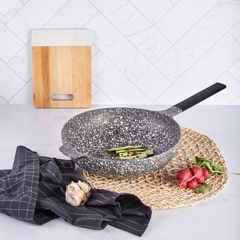 Emsan Perge Döküm Wok Tava 30 cm görseli 3