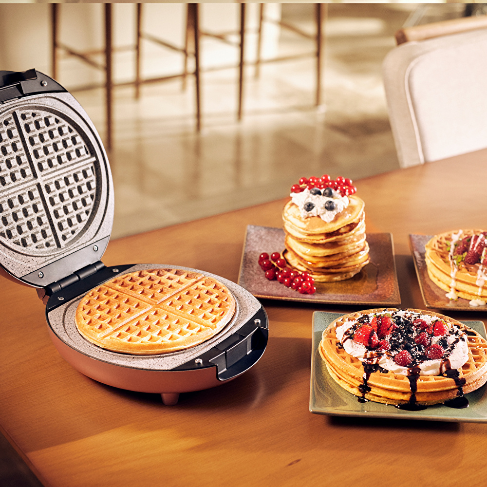Karaca Funday Glossy Violet Çıkarılabilir Plakalı Waffle Makinesi 1000W görseli 3