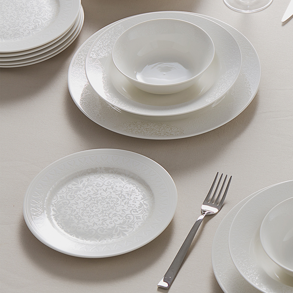 Karaca Blair 24 Parça 6 Kişilik Yemek Takımı görseli 2