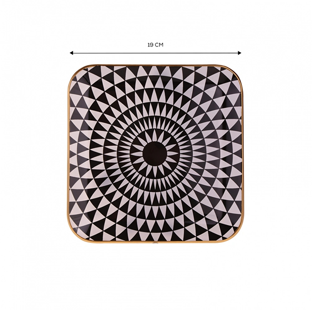Karaca Black Gold 6lı Kare Cam Pasta Takımı görseli 2