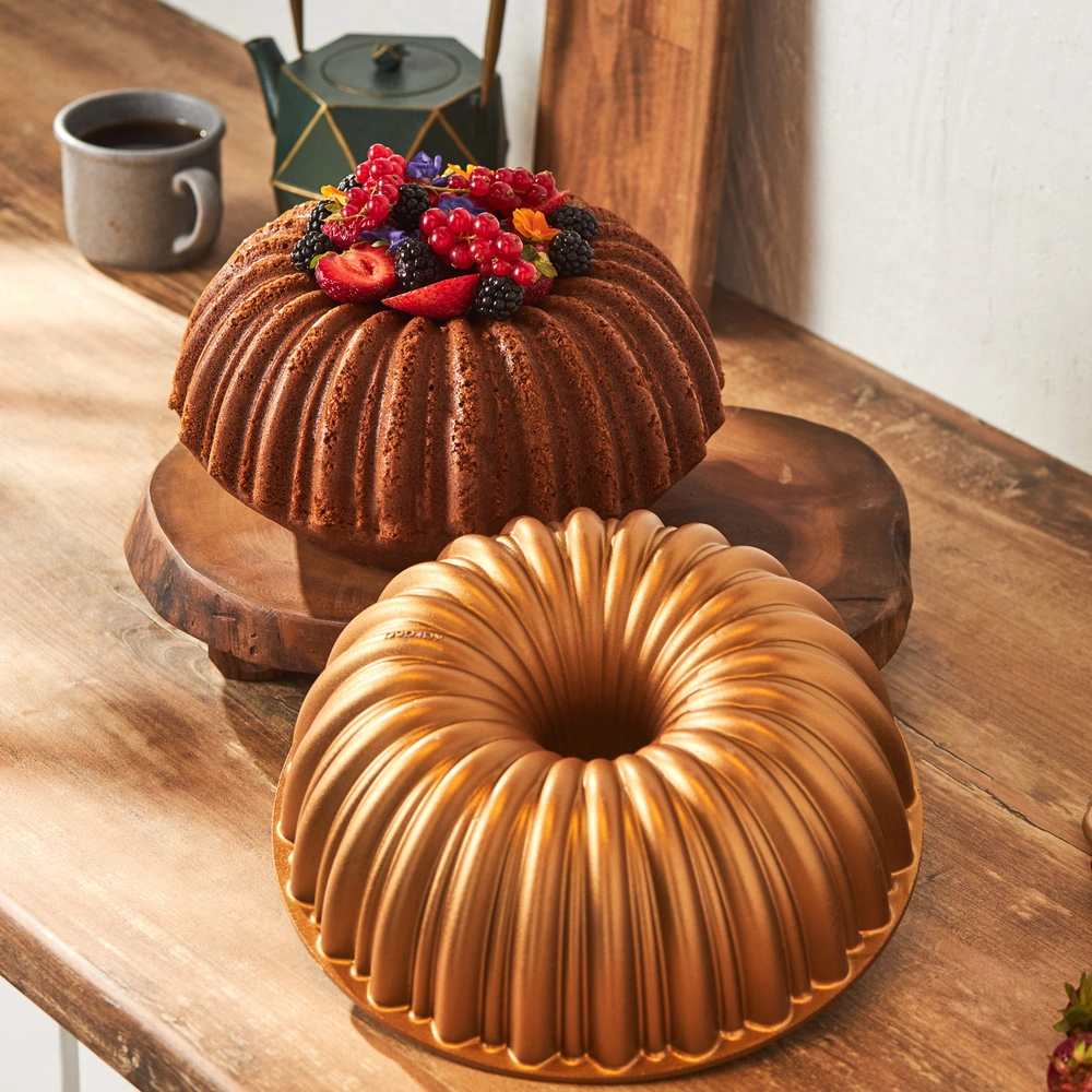 Karaca Cake Pro Dilimli Gold Döküm Kek Kalıbı görseli 9
