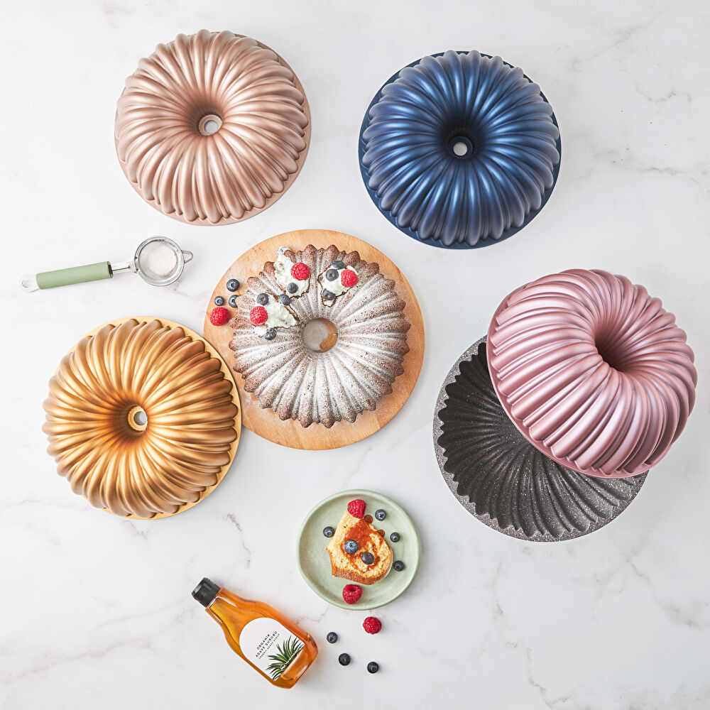 Karaca Cake Pro Dilimli Pembe Döküm Kek Kalıbı thumbnail 6