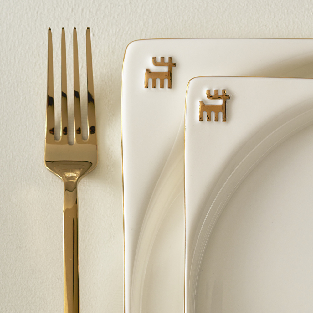Karaca 50. Yıl İmza Koleksiyonu Streamline New Bone Sign 59 Parça 12 Kişilik Yemek Takımı Gold görseli 4