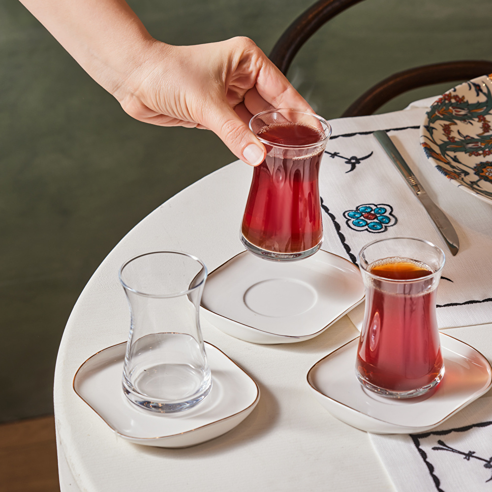 Karaca Streamline Plato 12 Parça 6 Kişilik Cam Çay Seti 165 ml thumbnail 2