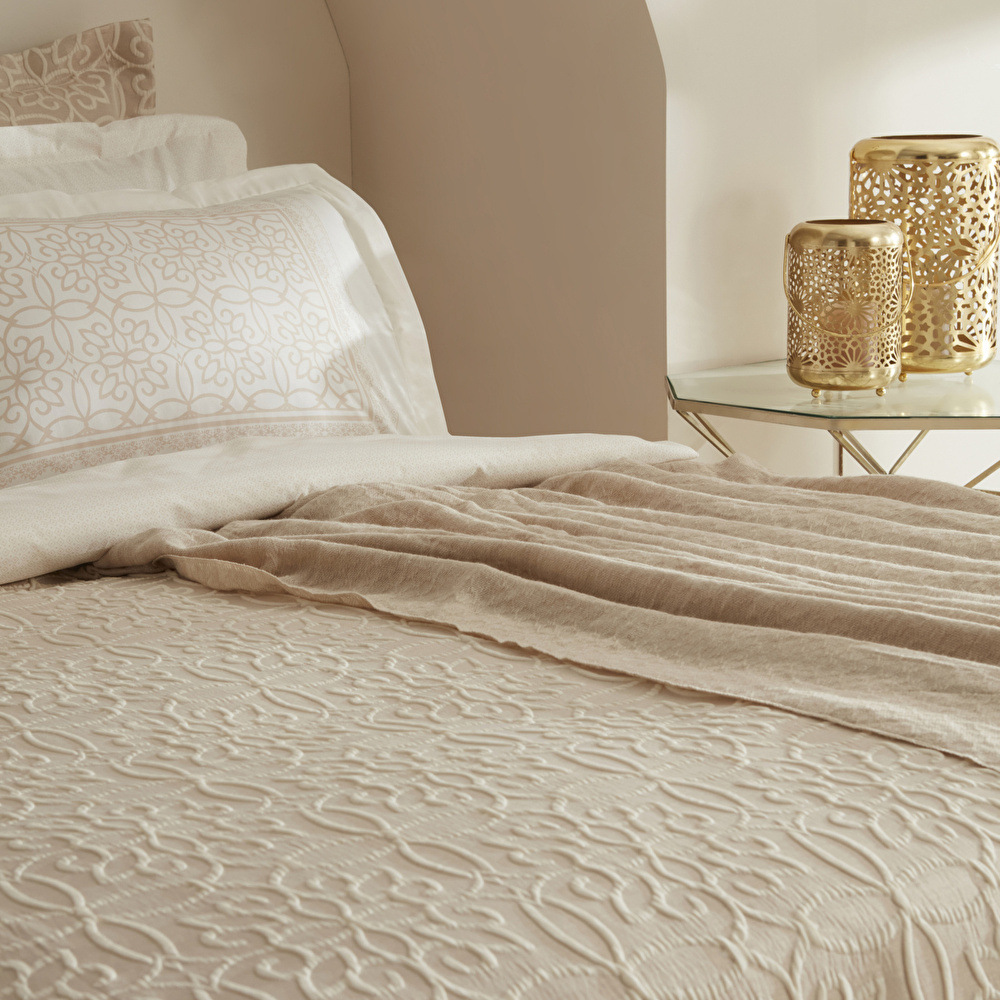Karaca Home Eleni 8 Parça Çeyiz Seti Gold görseli 4