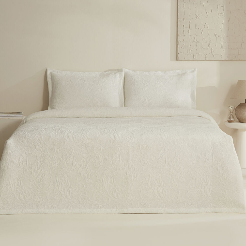 Karaca Home Olivia Çift Kişilik Yatak Örtüsü Seti Bej thumbnail 9