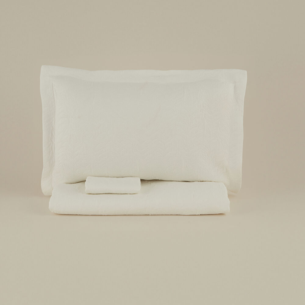 Karaca Home Serenity Çift Kişilik Yatak Örtüsü Seti Beyaz thumbnail 6