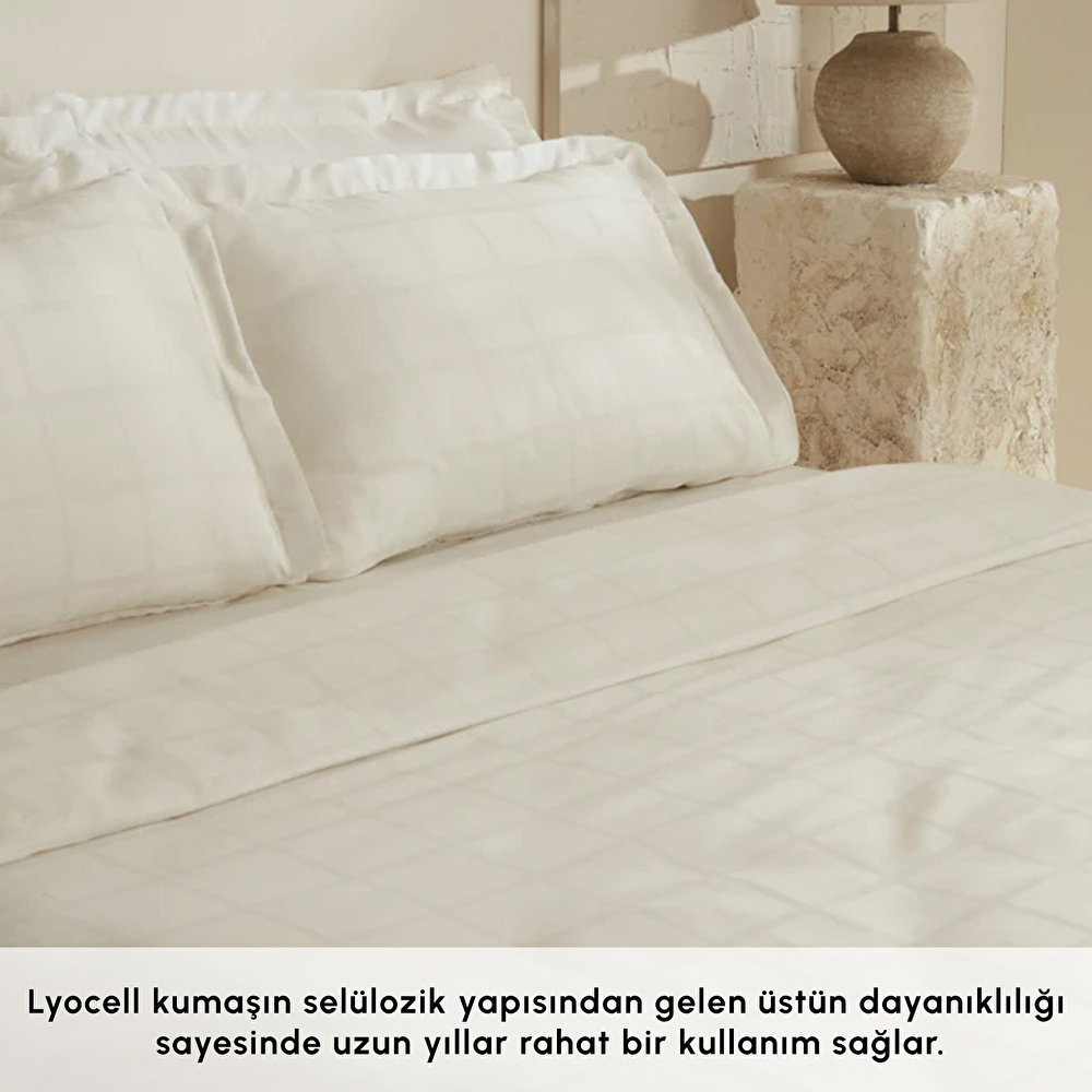 Karaca Home Royale King Size Nevresim Takımı Beyaz görseli 3