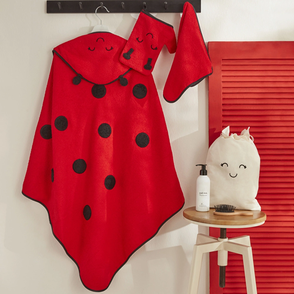 Karaca Home Bebek Little Ladybug Havlu Kundak Kese Set görseli 1