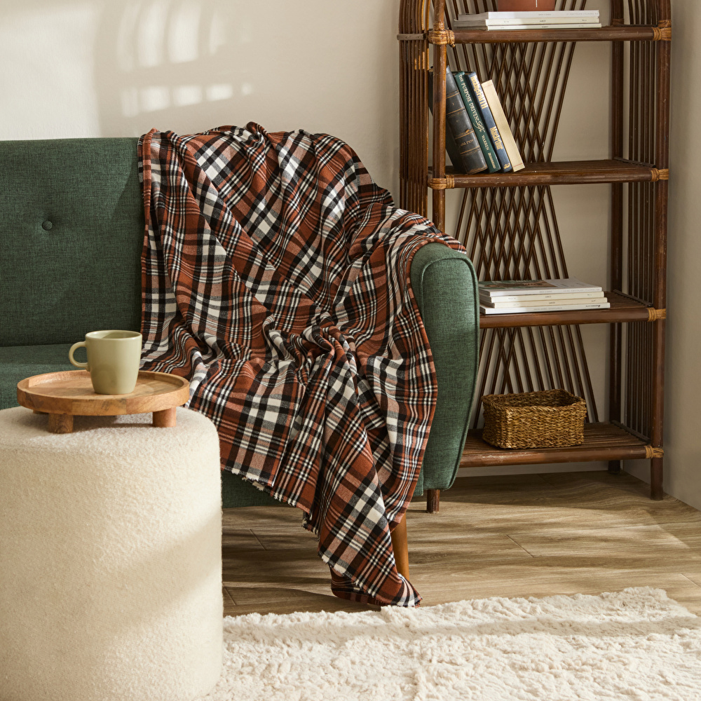 Karaca Home Flanel Throw Tv Battaniyesi Açık Kahverengi görseli 1