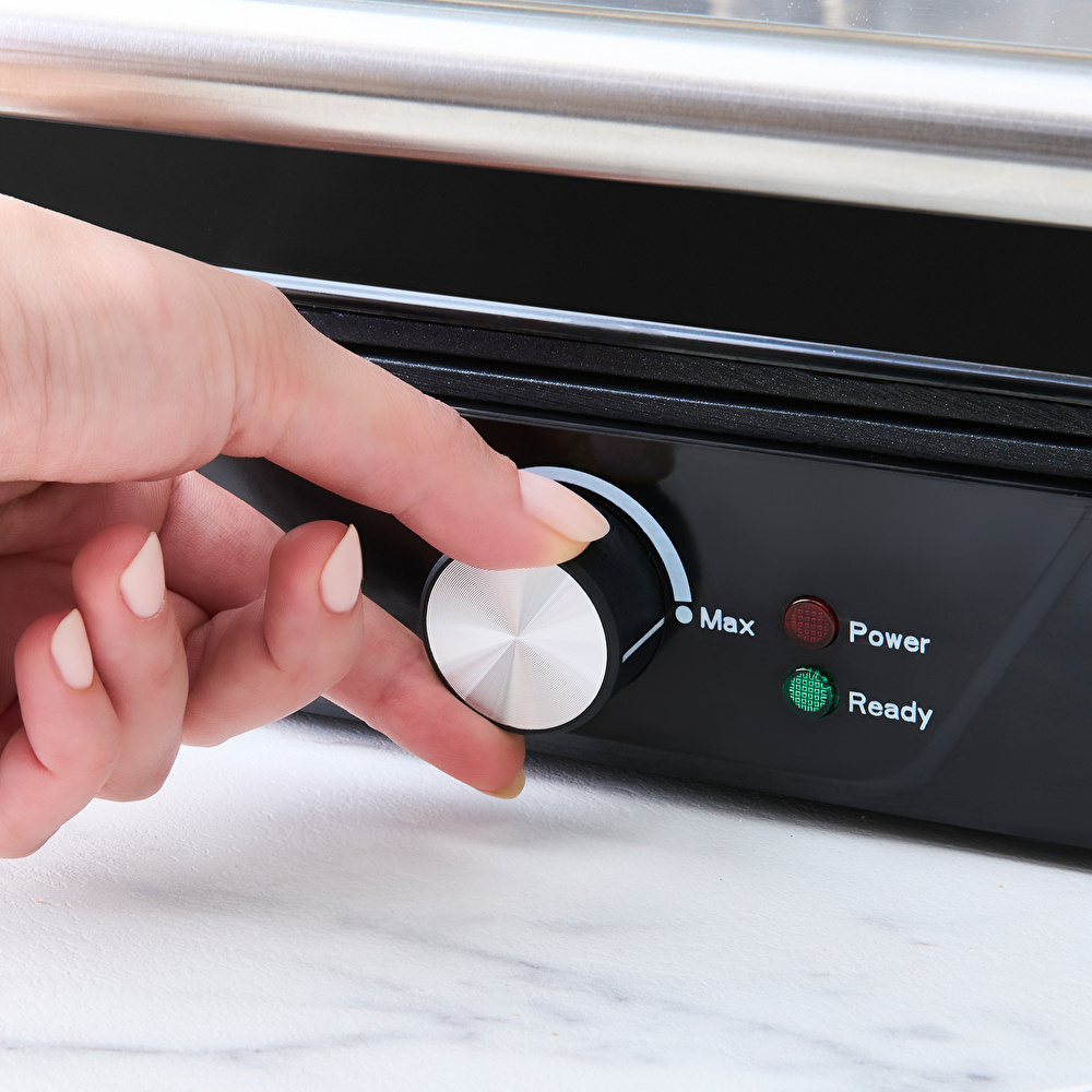 Cookplus x Karaca 4 Dilim Kapasiteli Döküm Plakalı Izgara ve Tost Makinesi Inox 2000W görseli 9
