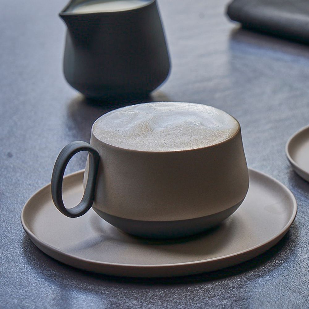 Esma Dereboy Tube El Yapımı Porselen Çay Fincanı 200 ml Siyah/Taş Rengi görseli 3
