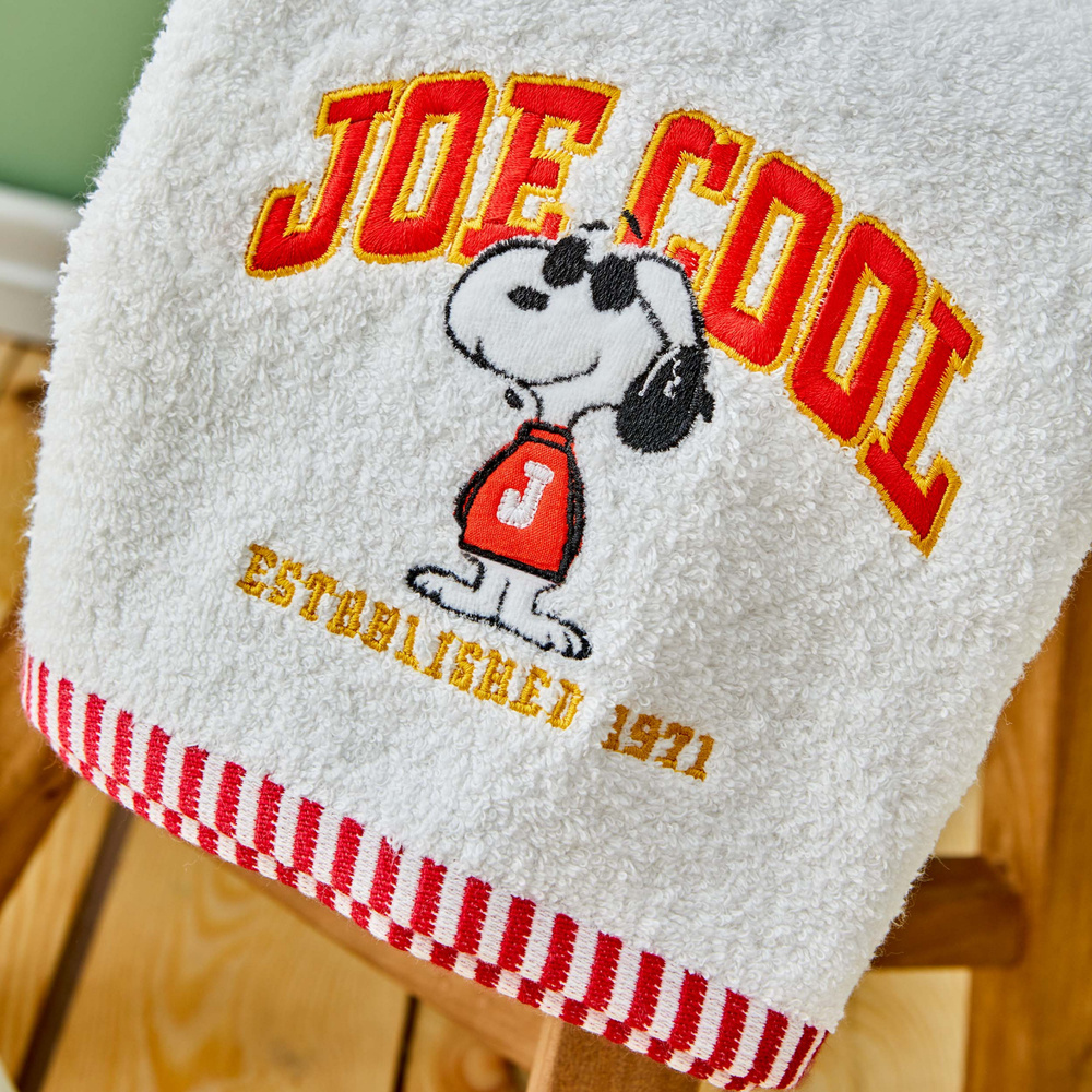 Peanuts by Karaca Home Snoopy Joe Nakışlı 6-8 Yaş Çocuk Bornoz Seti görseli 3