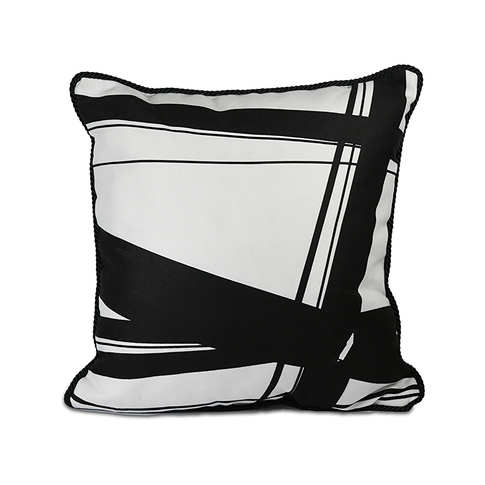Baci Milano Optical Kadife Yastık 45 cm x 45 cm Siyah-Beyaz görseli 1