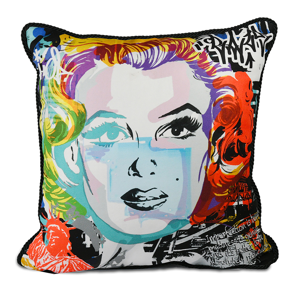 Baci Milano Street Art Kadife Yastık 45 cm x 45 cm Marilyn görseli 1