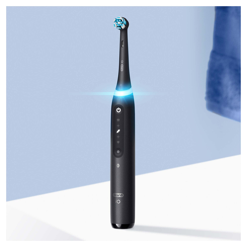 Oral B iO 5 Şarjlı Diş Fırçası Seti 2'li Mat Siyah / Beyaz görseli 7