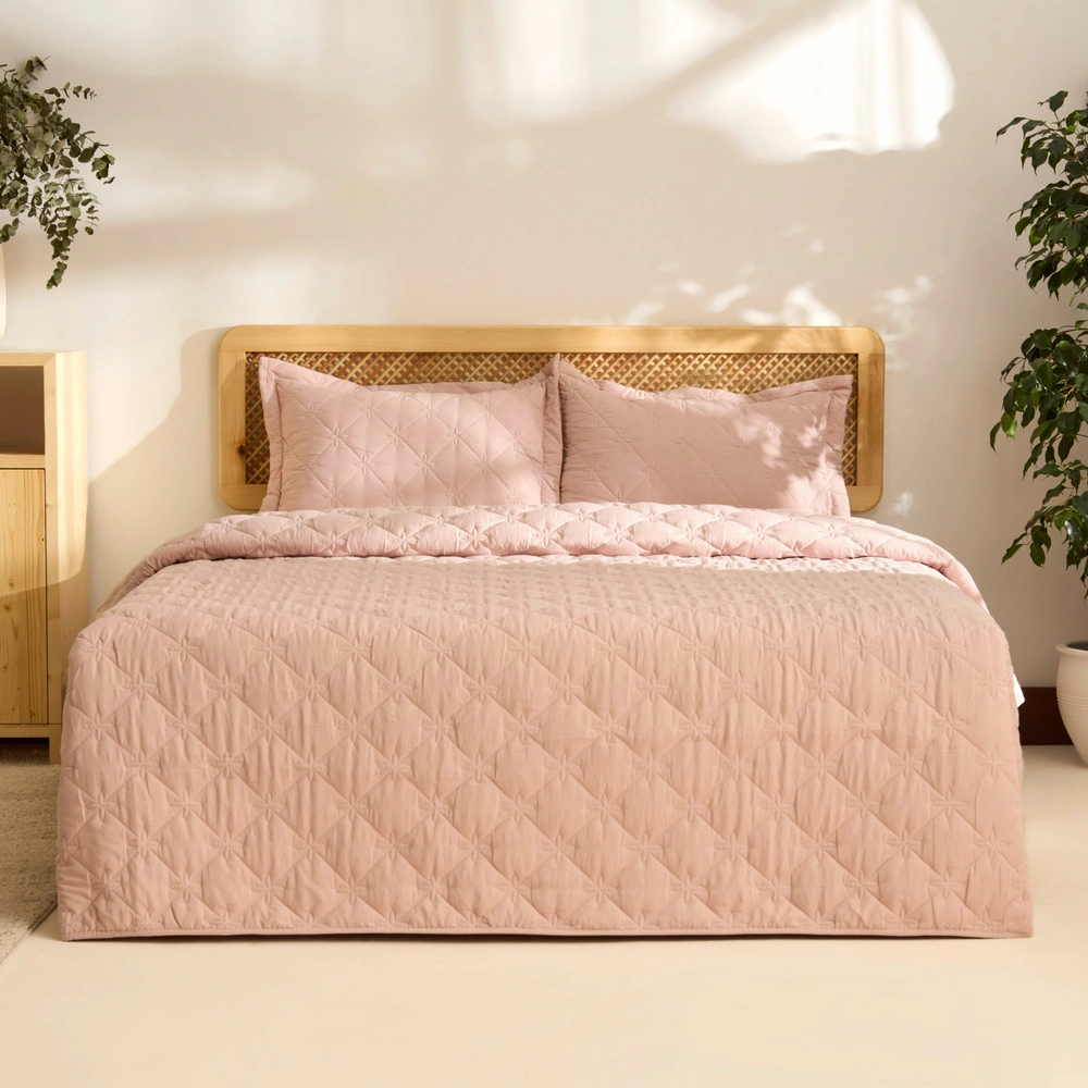 Kaşmir Home Lilly Çiçekli Tek Kişilik Yatak Örtüsü Takımı Pudra görseli 1