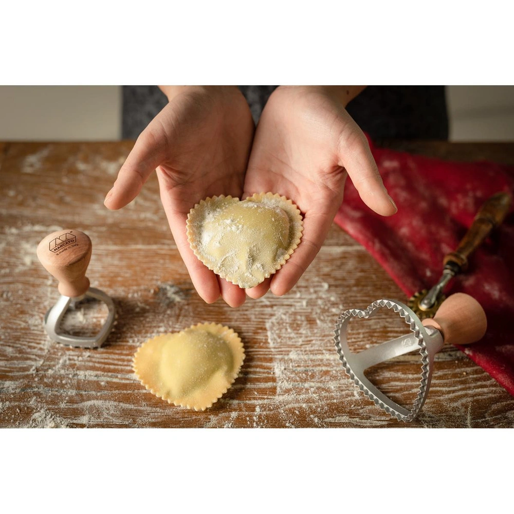 Marcato Classic Line Ravioli Kalıbı (kalp 50mm) görseli 2