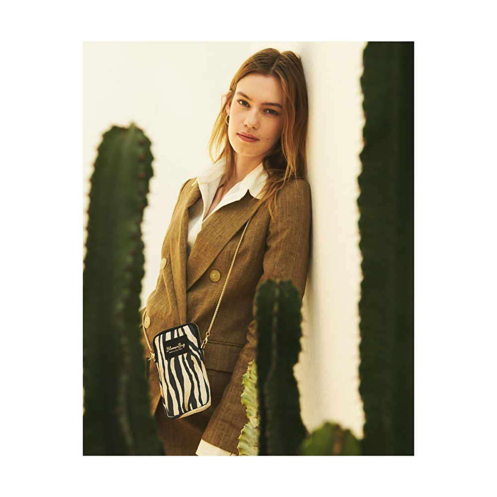Bloominbag Stripy Tricky Telefon Çantası görseli 4