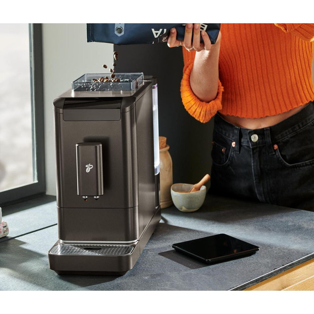 Tchibo Esperto 2 Caffè Tam Otomatik Kahve Makinesi, Granit Black görseli 2