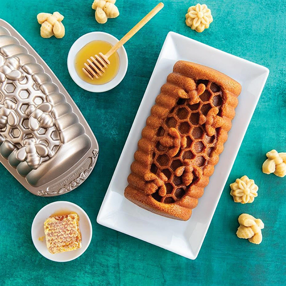 Nordicware Bal Kovanı Kek Kalıbı Platin görseli 5