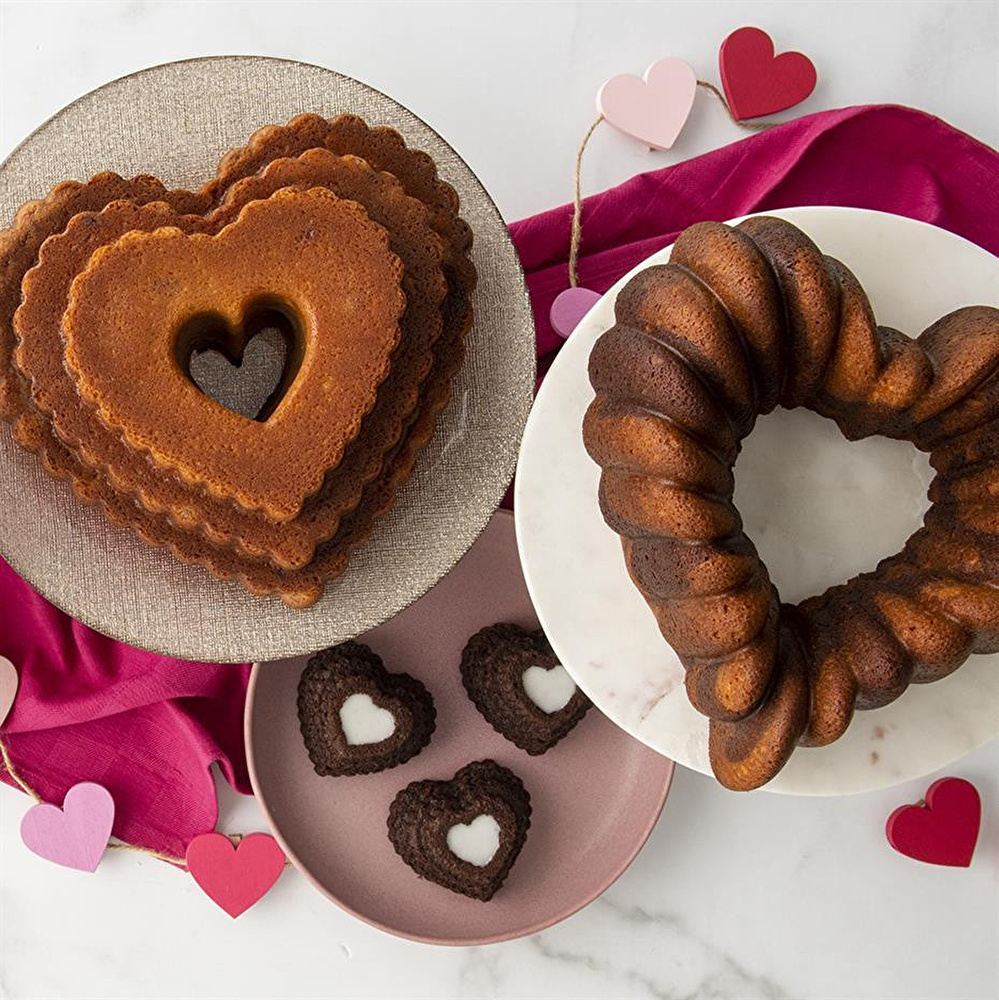 Nordicware Kalp Bundt Kek Kalıbı görseli 5