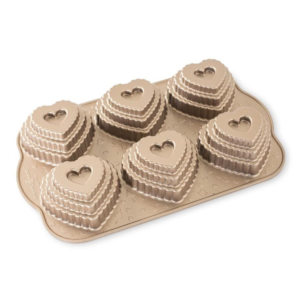 Nordicware 6´lı Mini Kalp Kek Kalıbı Platin görseli 1