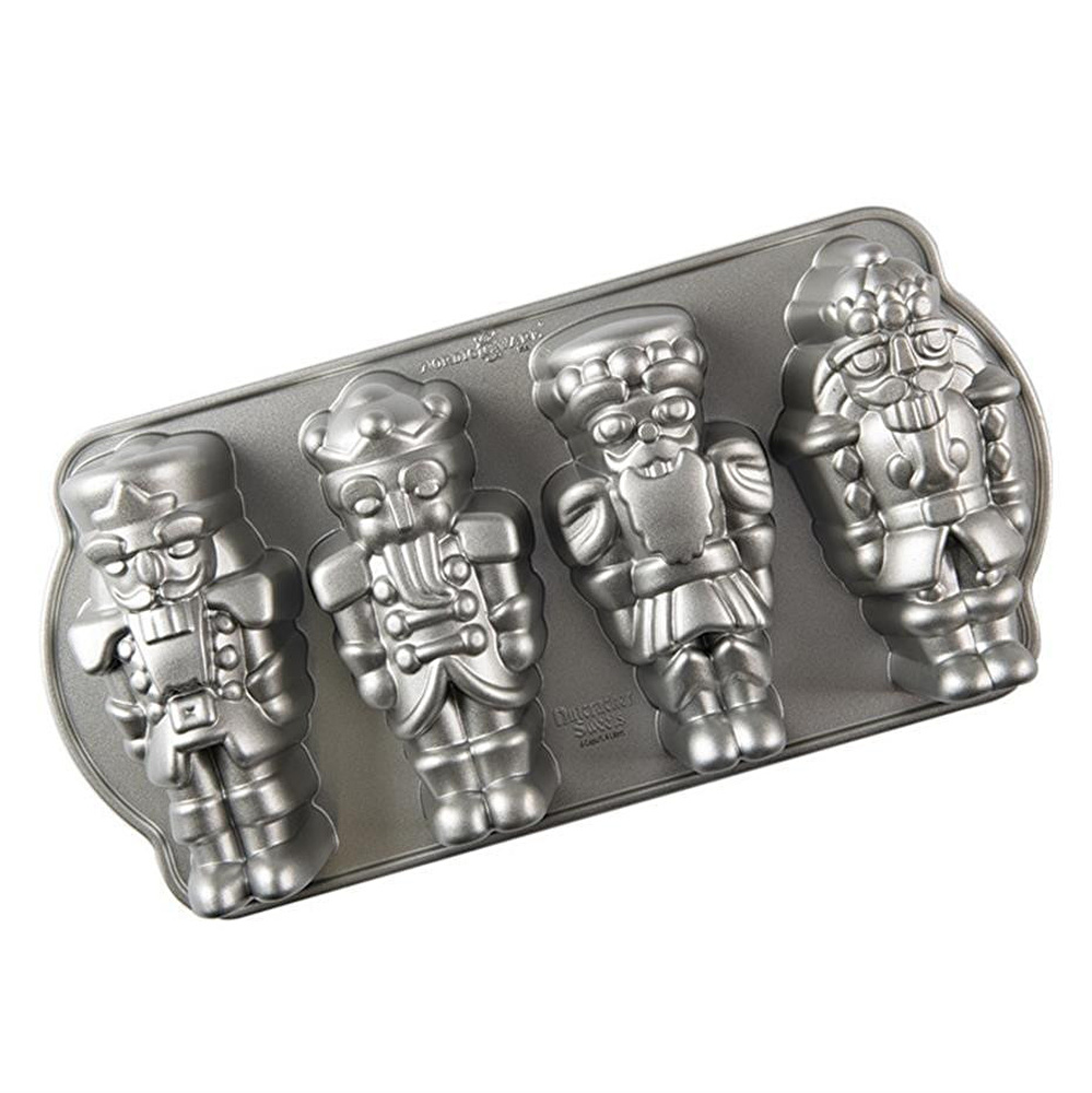 Nordicware Nutcracker Mini Kek Kalıbı Platin görseli 1