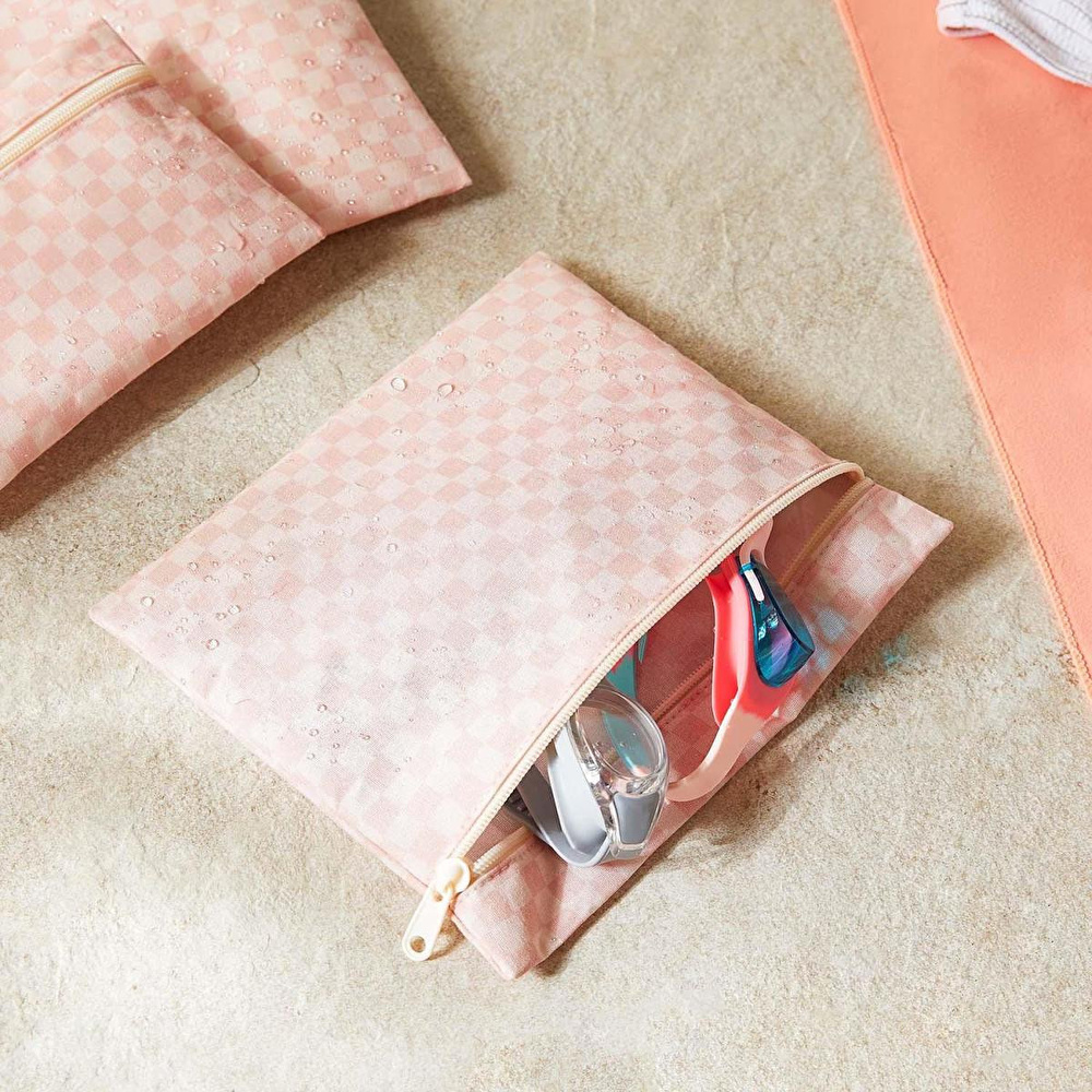 Ocean Home Textile 3'lü Su Geçirmez Pvc Astarlı Pembe Dama Desen Islak Kuru Çantası 20 X 13 / 24 X 20 / 30 X 24 Cm görseli 4
