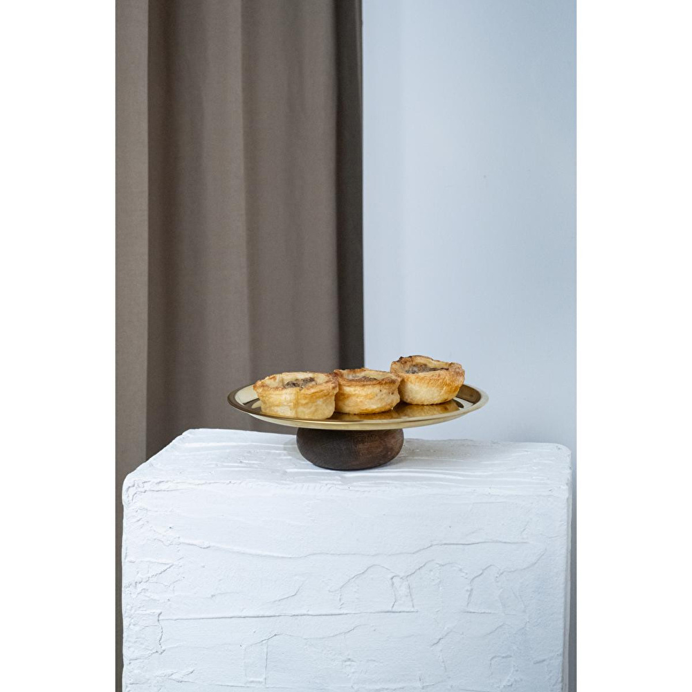 Beige & Stone Ahşap Tabanlı Gold 23 Cm Yuvarlak Servis/sunum Tabak Dekoratif Stand görseli 3